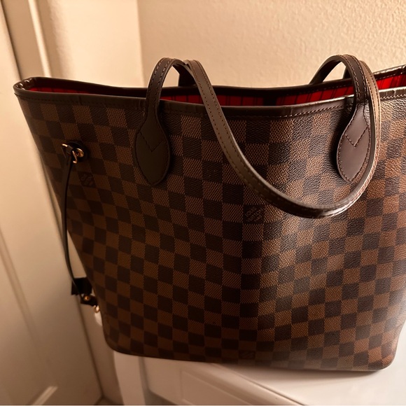 Louis Vuitton Brown Checkered Shoulder Bag - Picture 1 of 5